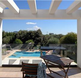 4 bedroom villa with pool, Chalikounas, sleeps 8